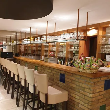 304 Met 3 Slaapkamers Frontaal Zeezicht 公寓