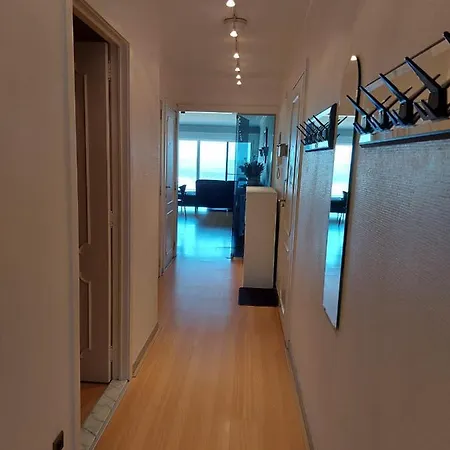 304 Met 3 Slaapkamers Frontaal Zeezicht Middelkerke